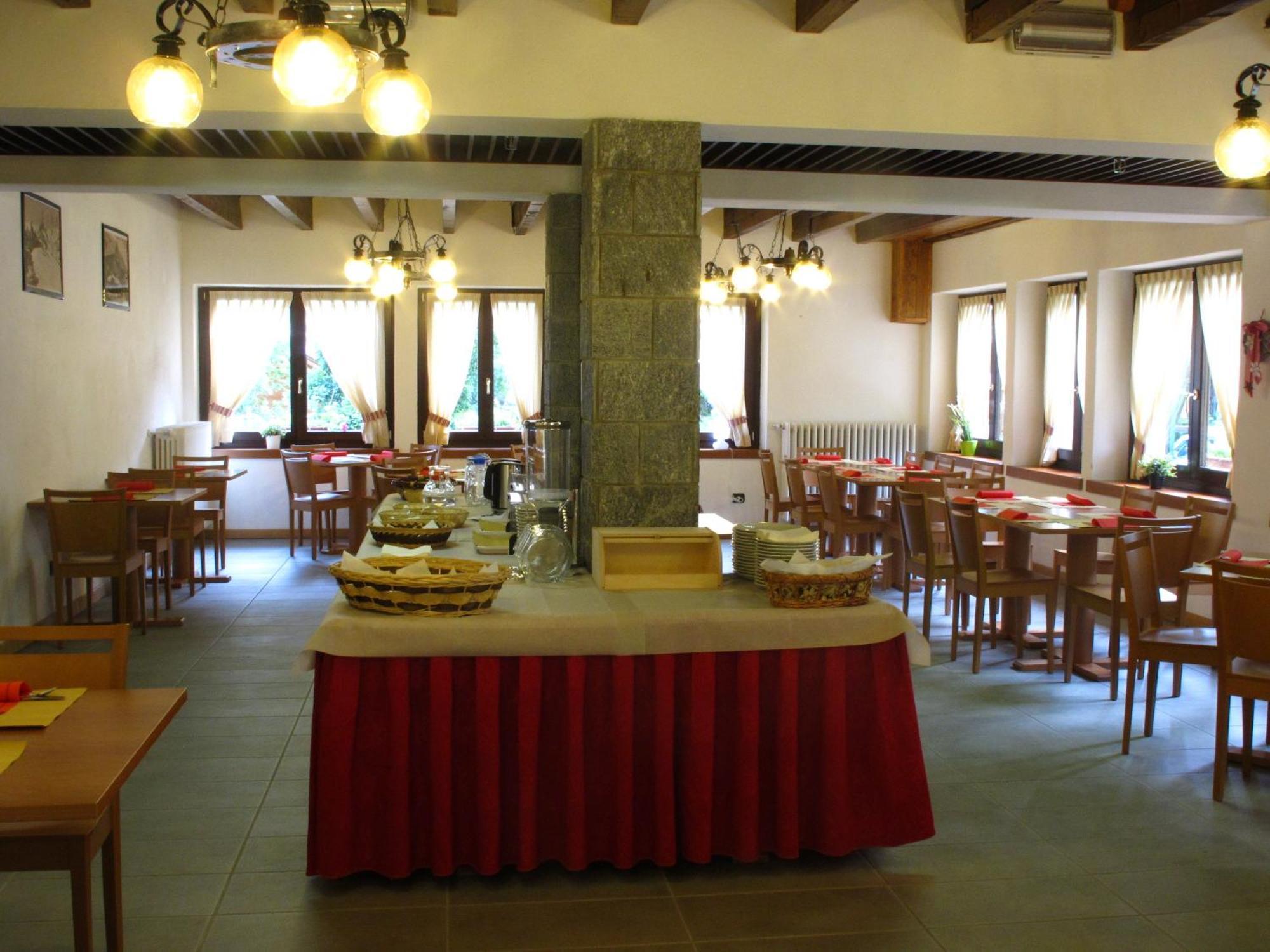 Bed and Breakfast Casa Alpina Don Guanella Macugnaga Exterior foto