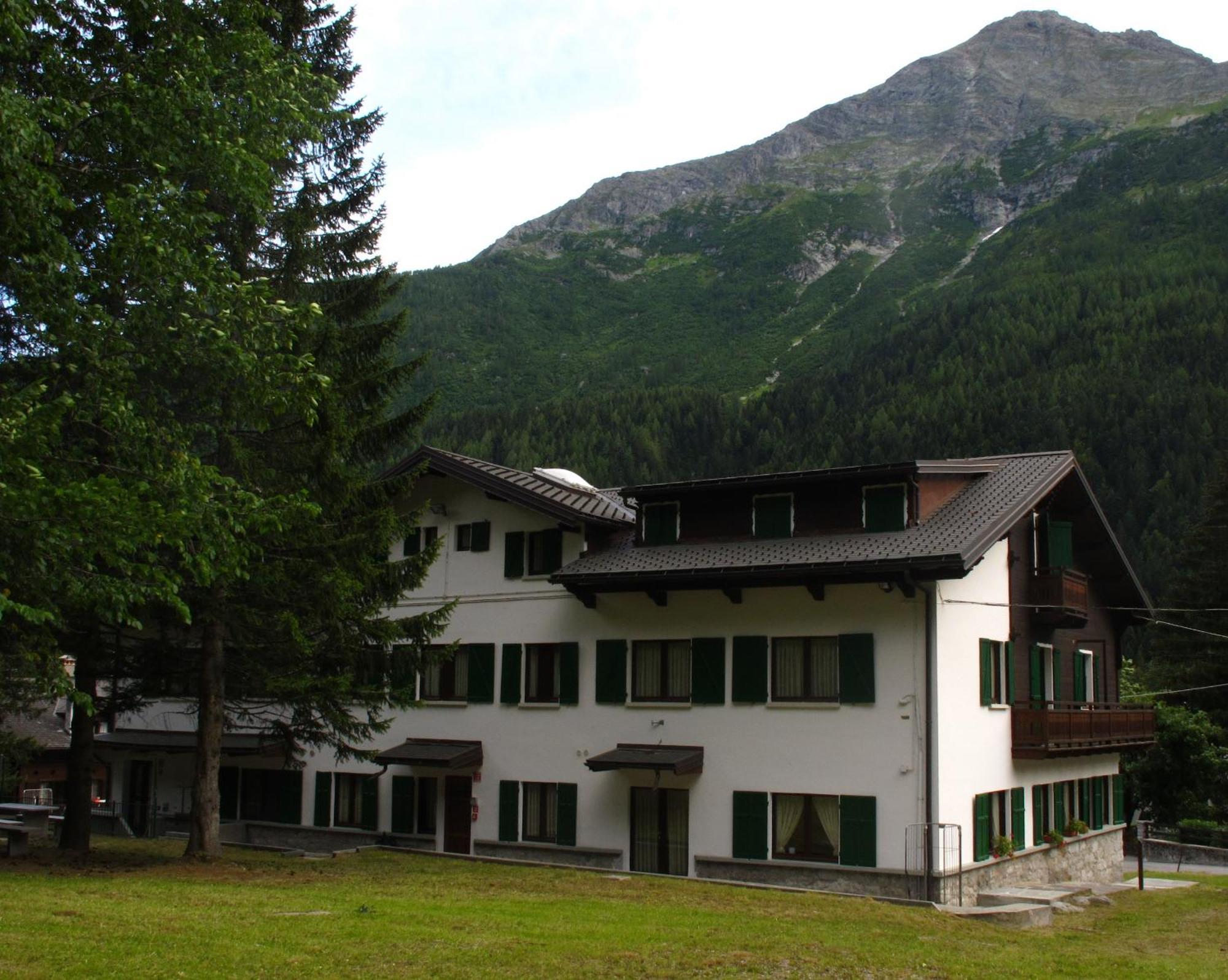 Bed and Breakfast Casa Alpina Don Guanella Macugnaga Exterior foto