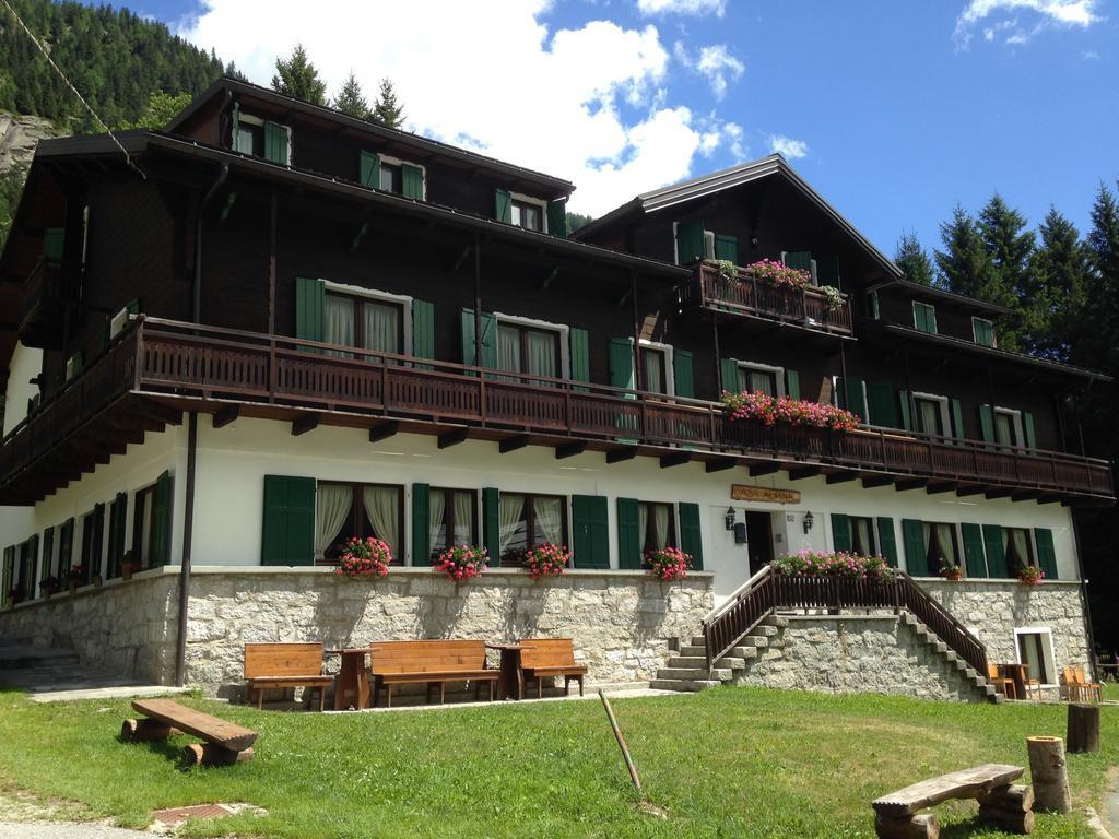 Bed and Breakfast Casa Alpina Don Guanella Macugnaga Exterior foto